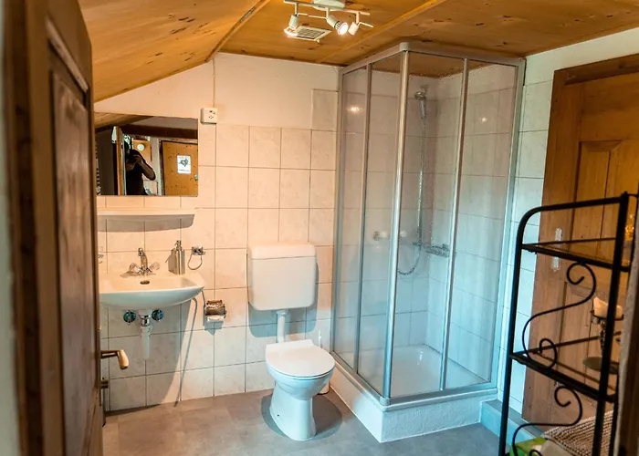 Idyllisches Und Alleinstehendes Maiensaess In Valposchiavo Tatil Evi