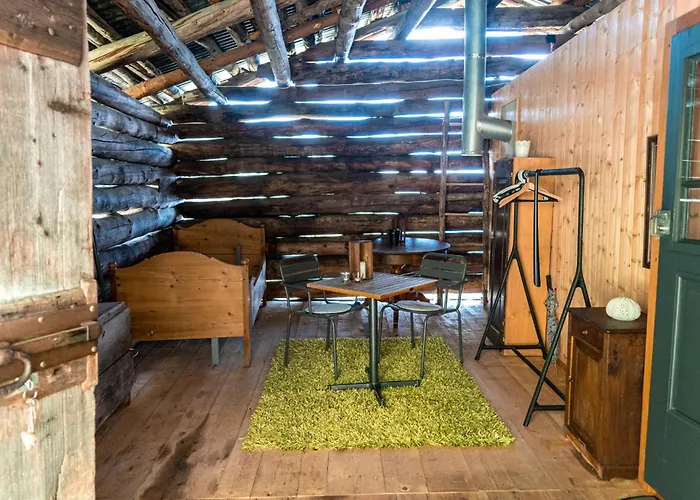 Tatil Evi Idyllisches Und Alleinstehendes Maiensaess In Valposchiavo Poschiavo