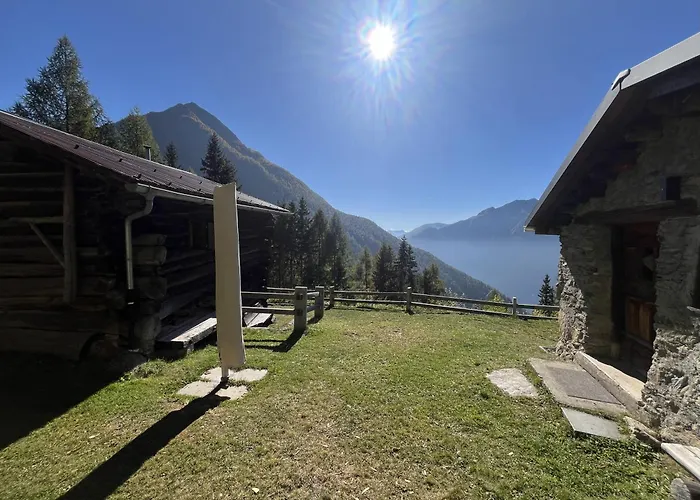 度假居 Idyllisches Und Alleinstehendes Maiensaess In Valposchiavo